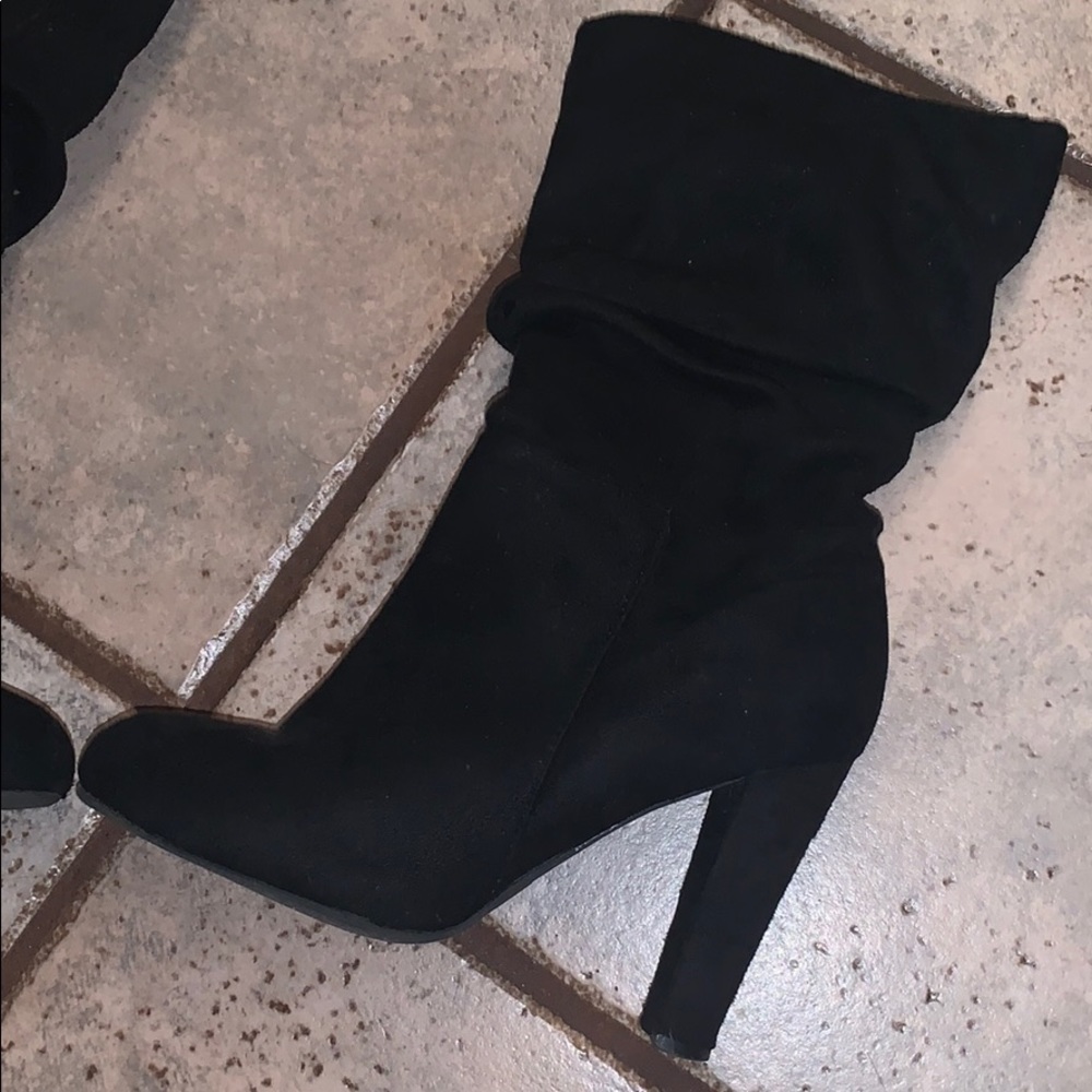 Boots - Picture 2 of 3